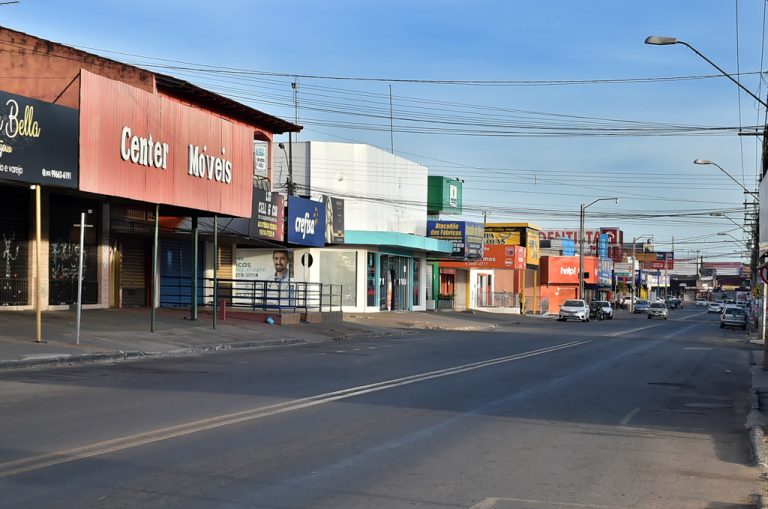 fcdl go aguarda novo decreto para avaliar o comercio nos municipios