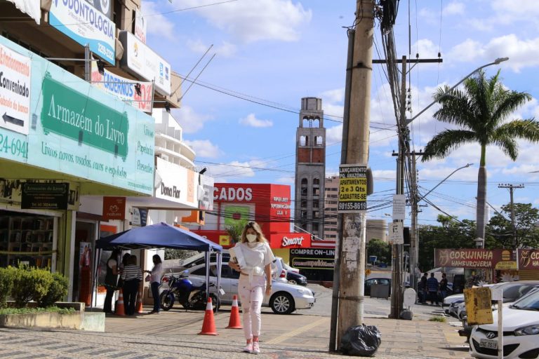 fcdl go comemora reabertura definitiva do comercio em goiania