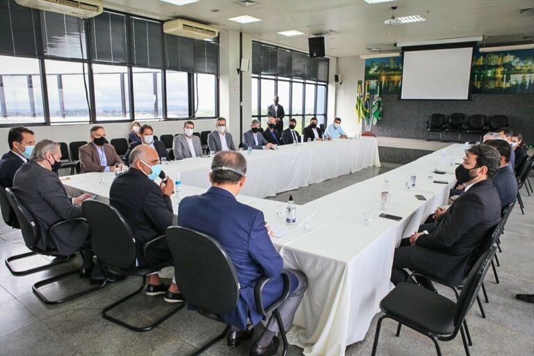 fee e prefeitura de goiania debatem medidas para conter avanco da covid