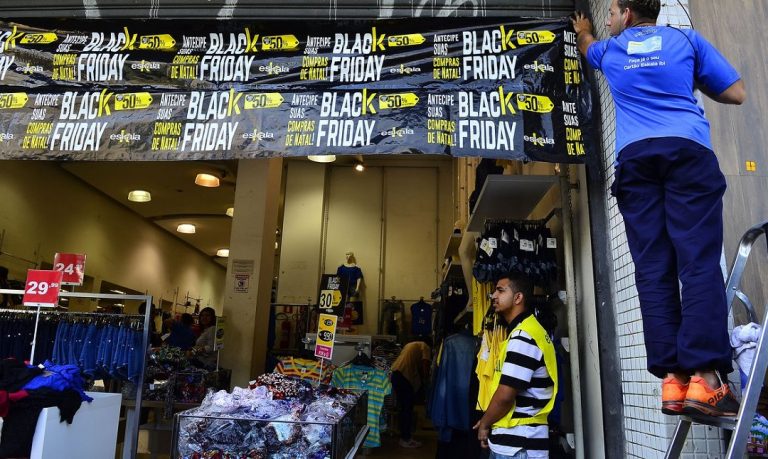 fcdl go varejo observa inflacao na black friday para planejar vendas no natal