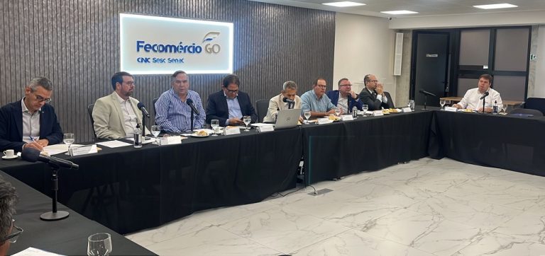 fcdl go e forum empresarial discutem impactos da reforma tributaria