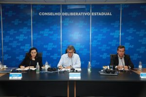 fcdl go representa o movimento lojista em reuniao do conselho fiscal do sebrae goias