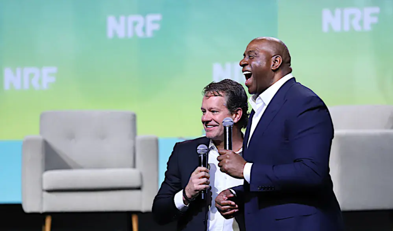 nrf 2024 fcdl go participa de palestra de magic johnson sobre plano de negocios