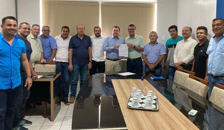 com apoio da federacao cdl sao luis de montes belos pede area na cidade para construir centro de convencoes